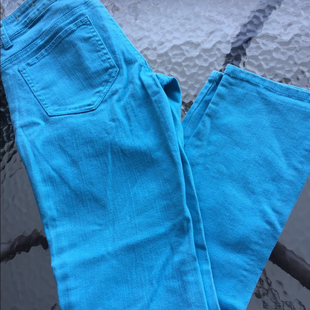 Light blue skinny jeans